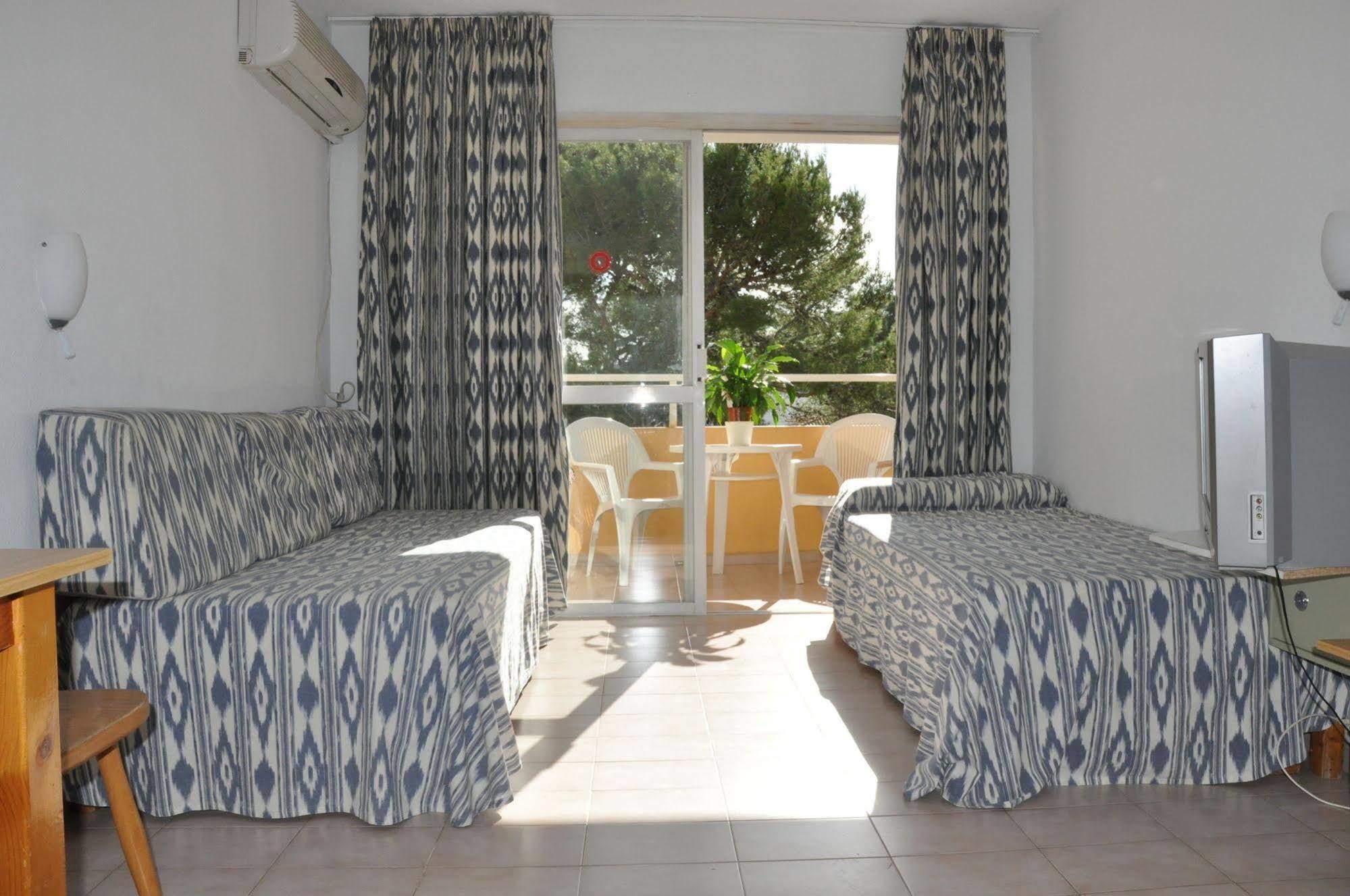 Alper Apartments Mallorca Palma Nova  Ngoại thất bức ảnh