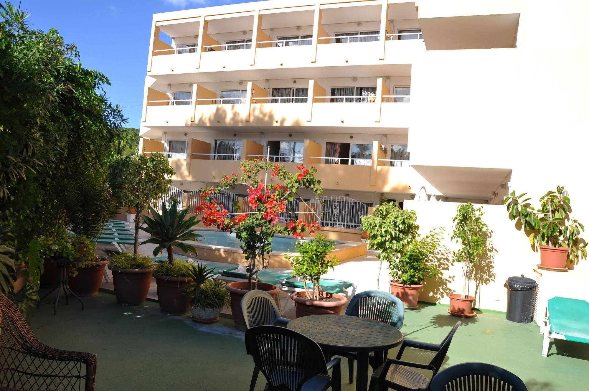Alper Apartments Mallorca Palma Nova  Ngoại thất bức ảnh
